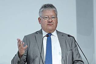 Britta Pedersen/dpa | Der bisherige BND-Präsident Bruno Kahl wird neuer deutscher Vertreter beim Heiligen Stuhl in Rom. (Archivfoto)