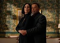 Netflix/dpa | Carrie-Anne Moss und Arnold Schwarzenegger in «Fubar»: Die zweite Staffel ist seit 12.6. beim Streamingdienst Netflix zu sehen.