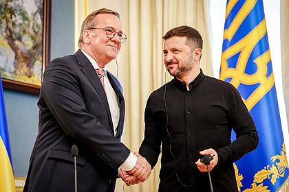 Kay Nietfeld/dpa | Die Ukraine und Deutschland wollen gemeinsam Waffen mit hoher Reichweite pduzieren.