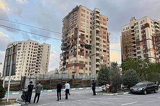 Vahid Salemi/AP/dpa | Israel hat mit einem Großangriff auf Ziele im Iran begonnen. 