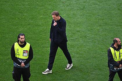 Marijan Murat/dpa | Wohin geht der Weg in der WM-Saison: Julian Nagelsmann nach der zweiten Niederlage beim Finalturnier.