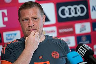 Sven Hoppe/dpa | Max Eberl spricht in Orlando über Transferaufgaben und Transferpläne.