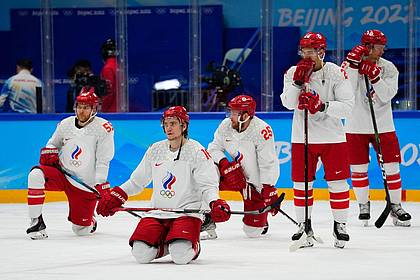 Petr David Josek/AP/dpa | Das russische Eishockey-Team wird 2026 nicht bei Olympia starten.