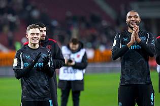 Daniel Löb/dpa | Bald gemeinsam beim FC Bayern? Florian Wirtz (l) und Jonathan Tah.