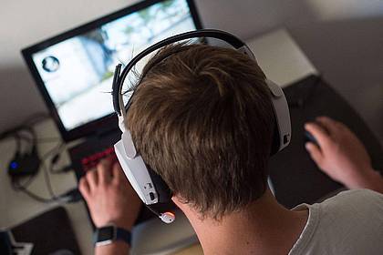 Lino Mirgeler/dpa | Gaming ist zu einem wichtigen Industriezweig geworden. 